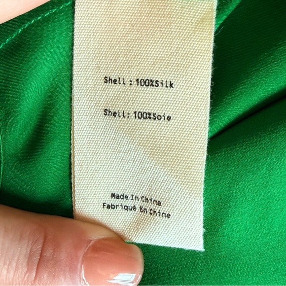 ☘️L’AGENCE☘️ Emmy Emerald Green 100% Silk Sleeveless Blouse - Picture 5 of 5